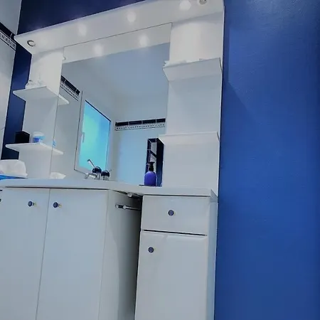 Coquet En Medoc, Jacuzzi Et Climatisation Ordonnac