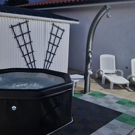 Apartament Coquet En Medoc, Jacuzzi Et Climatisation *