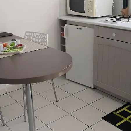 Apartament Coquet En Medoc, Jacuzzi Et Climatisation *