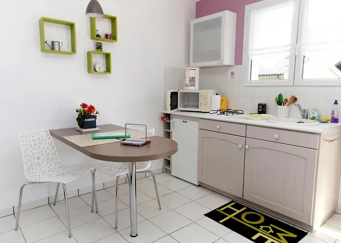 Coquet En Medoc, Jacuzzi Et Climatisation Ordonnac