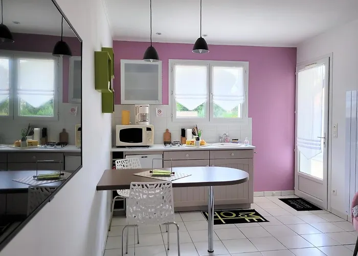 Coquet En Medoc, Jacuzzi Et Climatisation * Ordonnac